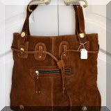 H20. Leather handbag. 
